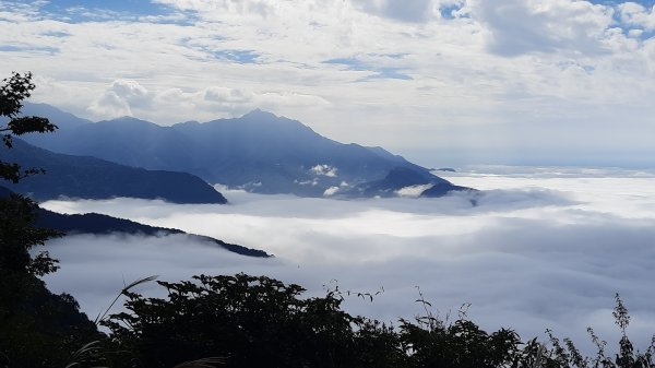 《新竹》幸福雲海｜鵝公髻山步道X山上人家20221105