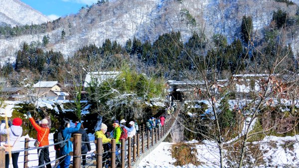 冬日的祈禱合掌村2981197