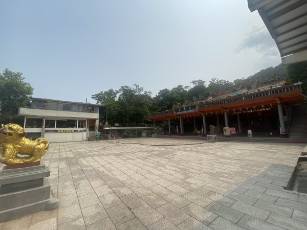 《城市與山的交界線｜大尖山連走四分尾山》O繞路線＋秀峰瀑布＋遇見養蜂人🐝3056631