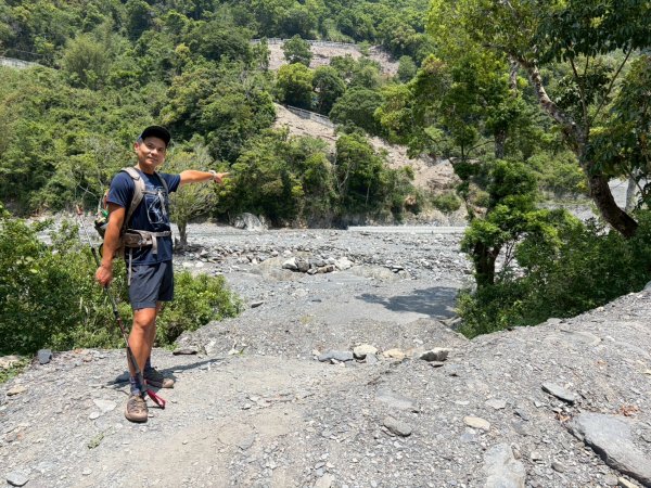 母安山+精英野溪溫泉【最佳的狀態值得再來一次】3056423