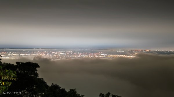 #陽明山 #琉璃光 #紅斑蛇 #新店四十份 #雲瀑 #翡翠水庫壩頂 #日出 #雲海 4/16&183037612