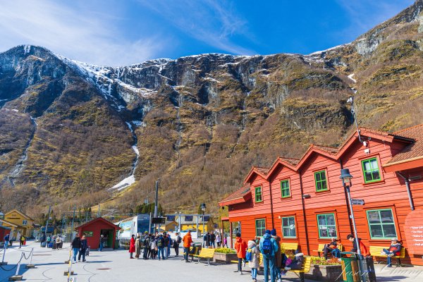 [挪威弗洛姆Flåm]峽灣、瀑布步道、教堂2500196