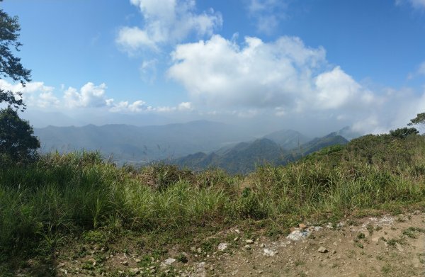 竹子尖山(小百岳#67)：梅龍步道、山稜線步道、觀音步道、階梯步道1377548