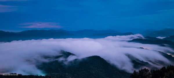 #二格山 #琉璃光 #日出 #雲海流瀑 #斜射光  8/52852477