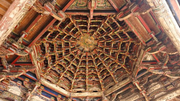 【台灣健行】藏在斗拱與彩繪間的靜謐歲月 - 鹿港封面