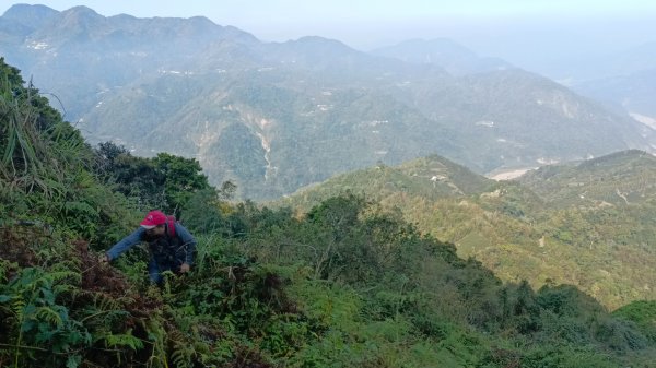 聖觀音峰(大佛山)小塔山 2022年3月20日1648379