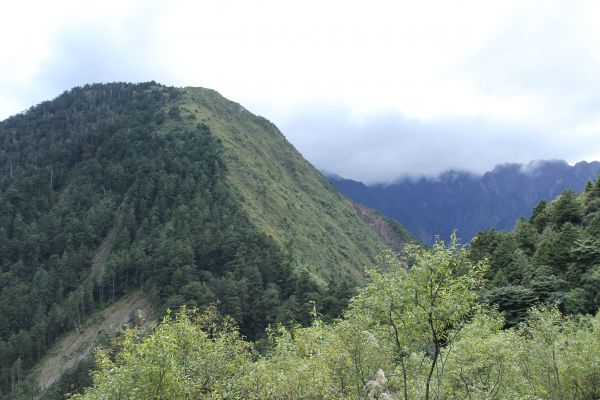 石瀑滾滾登玉山前峰~這輩子只會爬這一次182738