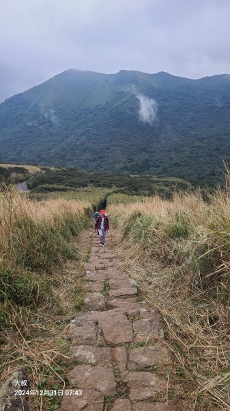 20024-1231臺北大縱走第二段：大屯主西南二子坪O型2680140
