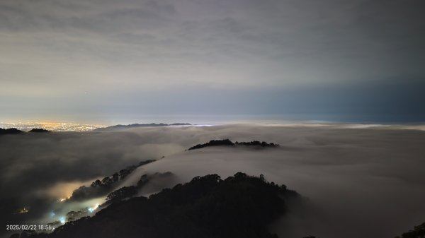 苗栗大湖 #薑麻園 #雲洞山莊 #琉璃光 #雲海 #雲瀑 2/222718345
