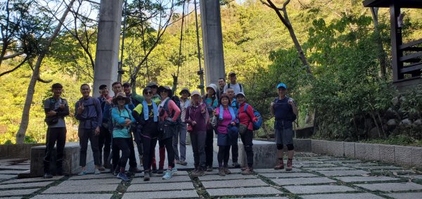 大坑四號_頭嵙山外加黑山與石苓湖山（頭嵙南峰）2038992