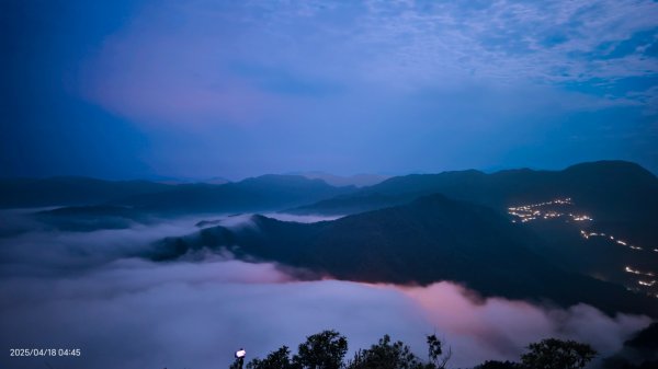#翡翠水庫壩頂 #日出雲海 #火燒雲 #藍腹鷴 #夜路走多了總會遇到鬼？！#松月櫻 4/182764570