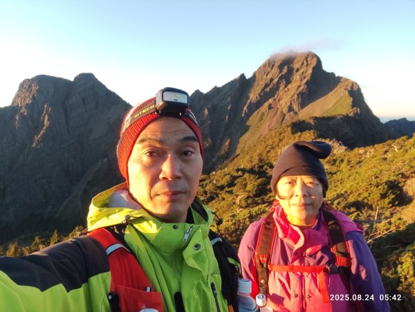 玉山群峰、南湖大山3055734