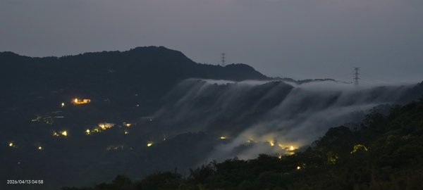 #新店四十份 #琉璃光 #雲瀑 #翡翠水庫壩頂 #日出 #雲海  #松月櫻 4/13&153034776