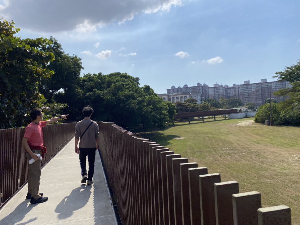 《從枋寮跑到大武｜2025浸水營超馬西進組全紀錄》；從黎明到雨中的終點：大漢林道 × 浸水營古道的十2959658