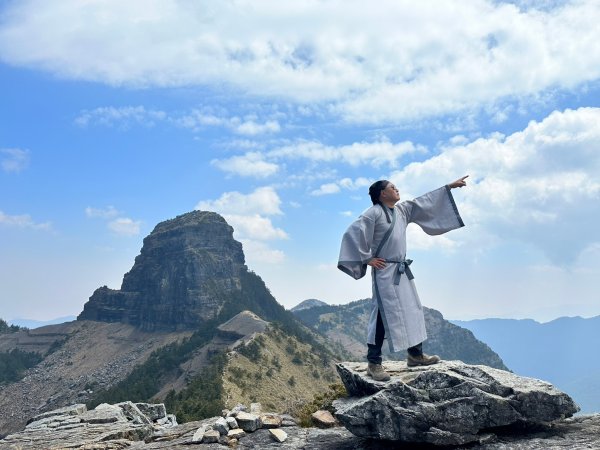 與采臣同行！踏上百岳征途，登頂大霸尖山與小霸尖山！