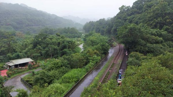 平溪  望古瀑布步道  猴硐貓村 運煤遺址。搭火車去旅行  最小的火車站 被人們忽略的秘境 望古瀑布2186096