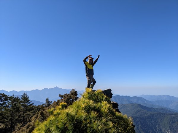 天氣很好但鹿山很遠的玉山後四峰1750845