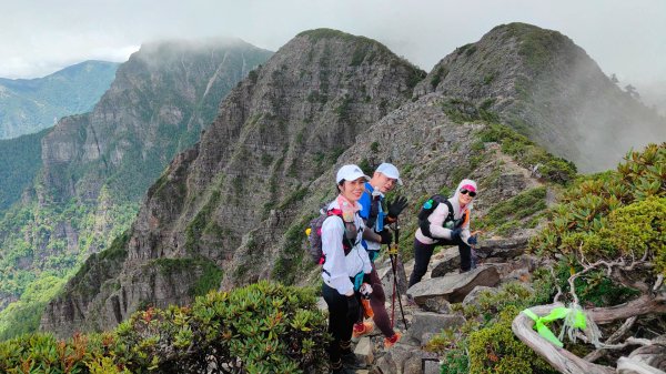 雪山主東北甘木林山下翠池2025年6月22日2823854