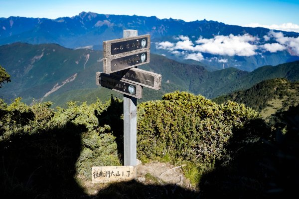 帝王之座-南湖主峰線｜南湖大山＋南湖南峰＋巴巴山2884964