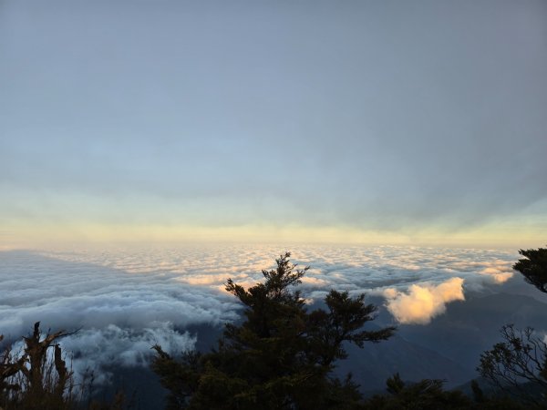 北大武山（喜多麗斷崖）雲海、雲霧、耶穌光之美2467647