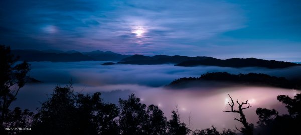 跟著雲海達人山友追雲趣 #琉璃光 #雲海流瀑 #日出雲海 #火燒雲 6/102808474