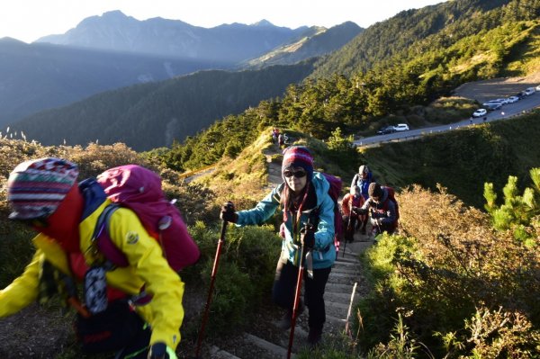 合歡北峰西峰再回北峰下699473