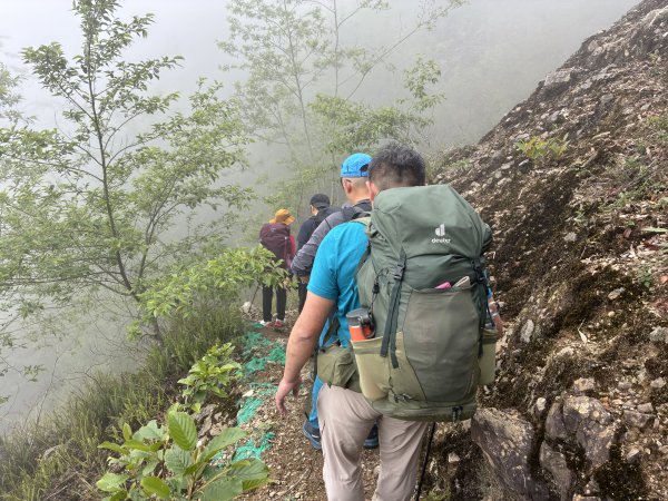 《走進人倫林道深處｜西巒大山三天兩夜・在森林裡慢慢前行》3085922