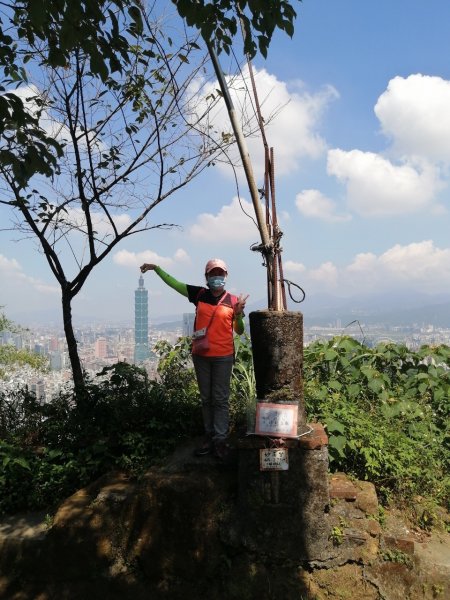 【臺北大縱走 6】紫雲街挹翠山莊至中華科技大學、【小百岳集起來】南港山1470912