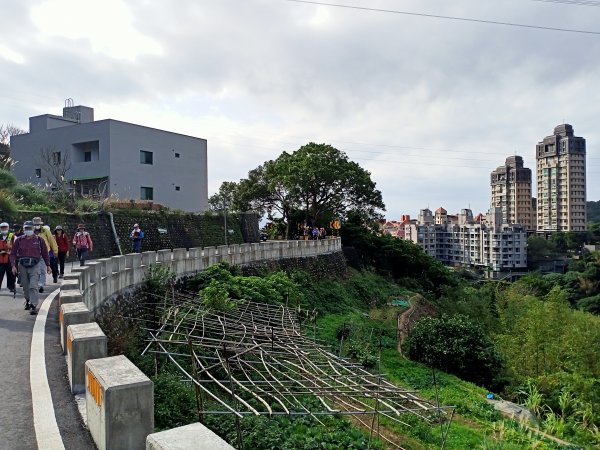 天母→猴洞→半嶺→翠峰瀑布→天母古道→紗帽路旁磺溪祕境→陽明山前山公園→陽明醫院舊址【看健臺灣】1973890