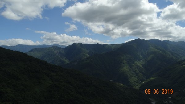 蟬鳴鳥叫蝶飛舞-復興三尖之夫婦山645434