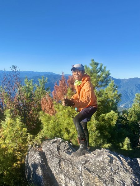 奇萊東稜翻山越嶺的淚與笑D4 2022/10/2—太魯閣北鞍營地至最低鞍營地1870788