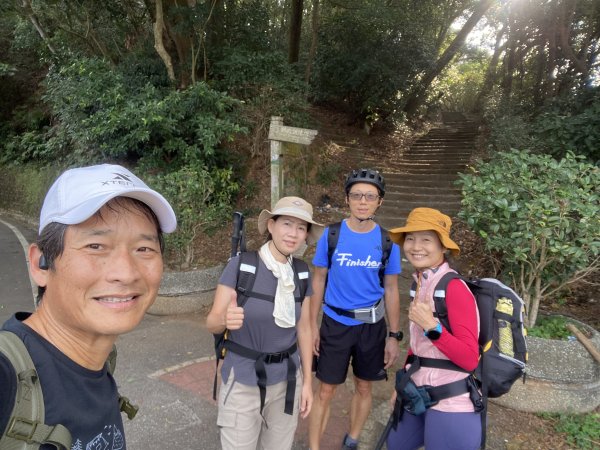 《中正山 × 紗帽山｜穿越北投古道與山林的一日縱走！》2934924