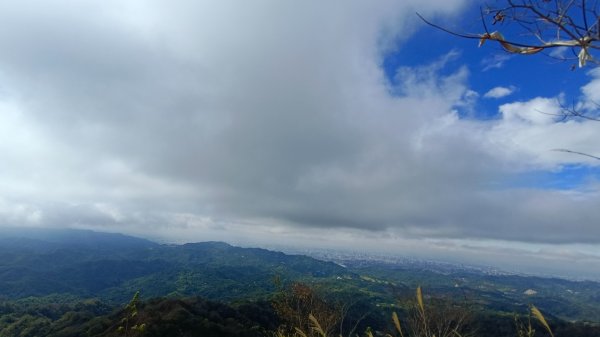 石苓湖山（頭嵙南峰）/黑山/黑山北峰/頭嵙山1585858