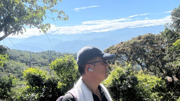 2025-11-30 飛鳳山 走來回2952651