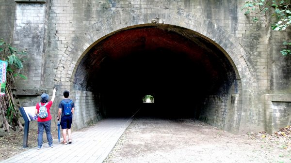 崎頂子母隧道,南十八尖山2191114