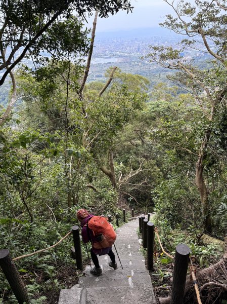 淡水搭渡輪上觀音山+占山O繞 搭公車接渡輪回淡水-202503182770656