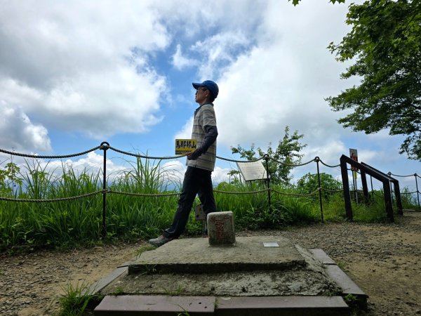 夏日的馬那邦山2786849