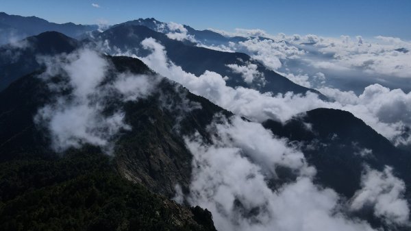 西巒大山1572611