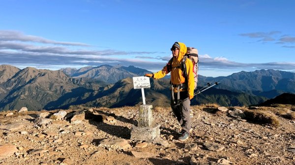深秋綺麗山景和雲海的饗宴戒茂斯上嘉明湖山遊記2947340