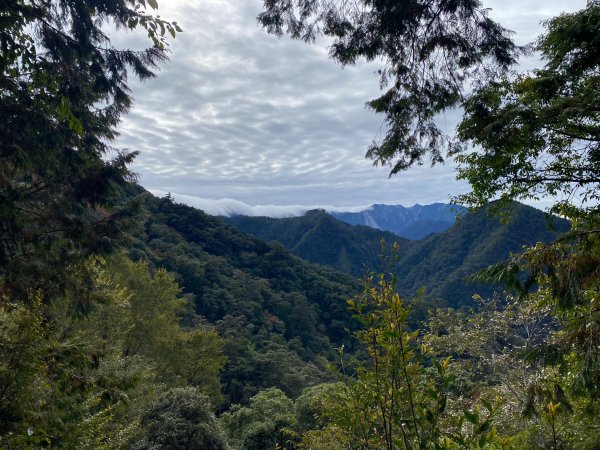 【 爬山趣 】神池營地跨年趣＆2023年的第一座百岳｜小關山1980429