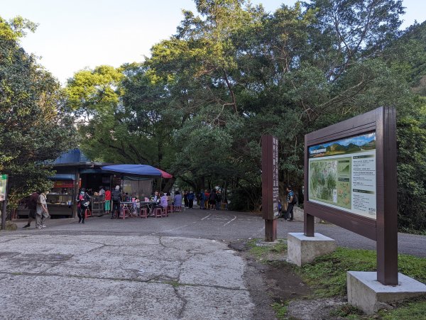 北投公園→地熱谷→硫磺谷→龍鳳谷→湖底聚落→陽明山總站(公車)1507541