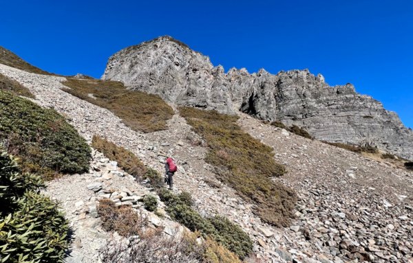 雪山北峰大驚奇1571043