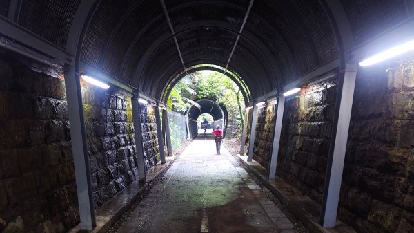 清幽的古道與舊日採礦遺址巡禮瑞芳蛇形子古道登烏塗窟山與獅子嘴奇岩O形2756640