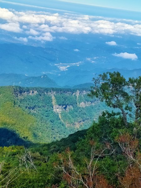 在那遙遠的南庄，有座加里山1925898