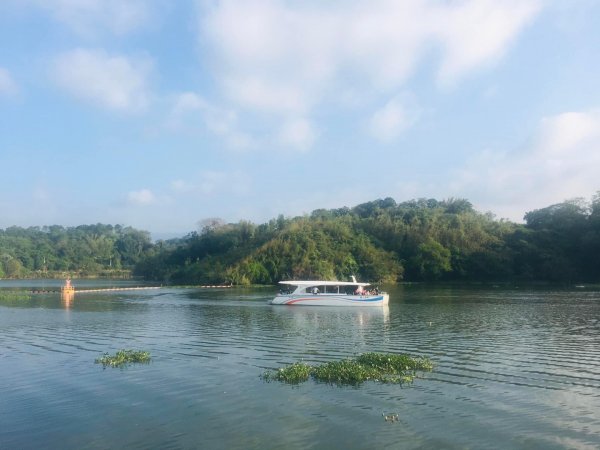 峨嵋環湖步道o走 峨嵋環湖步道、湖光山色、夕陽餘暉、吊橋遊艇、碼頭漁家1924419