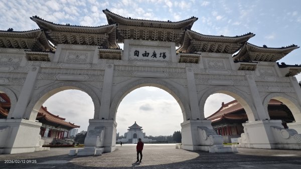 #河津櫻 #八重櫻 #山櫻花 #黃尾鴝 #綠繡眼 #夕陽 2/122997659