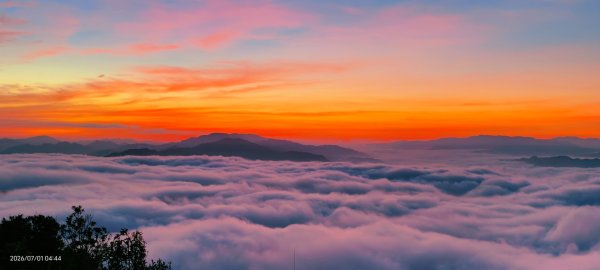 #石碇後山 #霞光 #日出 #雲海 #火燒雲 #魔目裳蛾 7/1&33080437