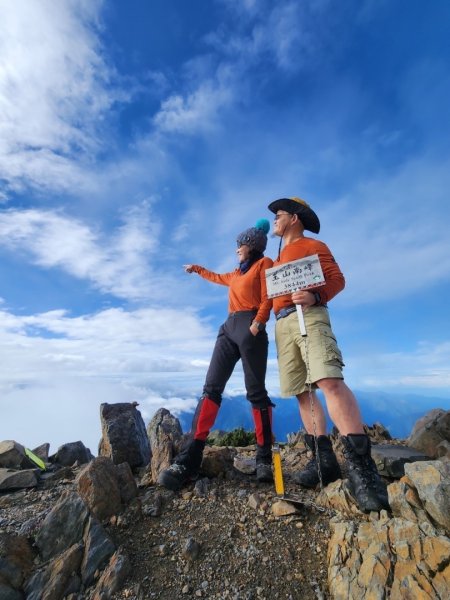 玉山群峰前五峰後四峰2610659