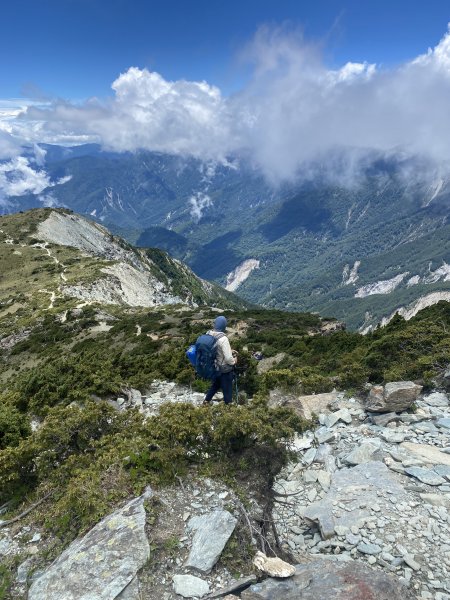 2022/06/02-2022/06/03(兩天一夜-嘉明湖/向陽山/三叉山)1728659