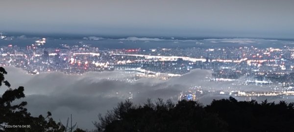 #陽明山 #琉璃光 #紅斑蛇 #新店四十份 #雲瀑 #翡翠水庫壩頂 #日出 #雲海 4/16&183037620